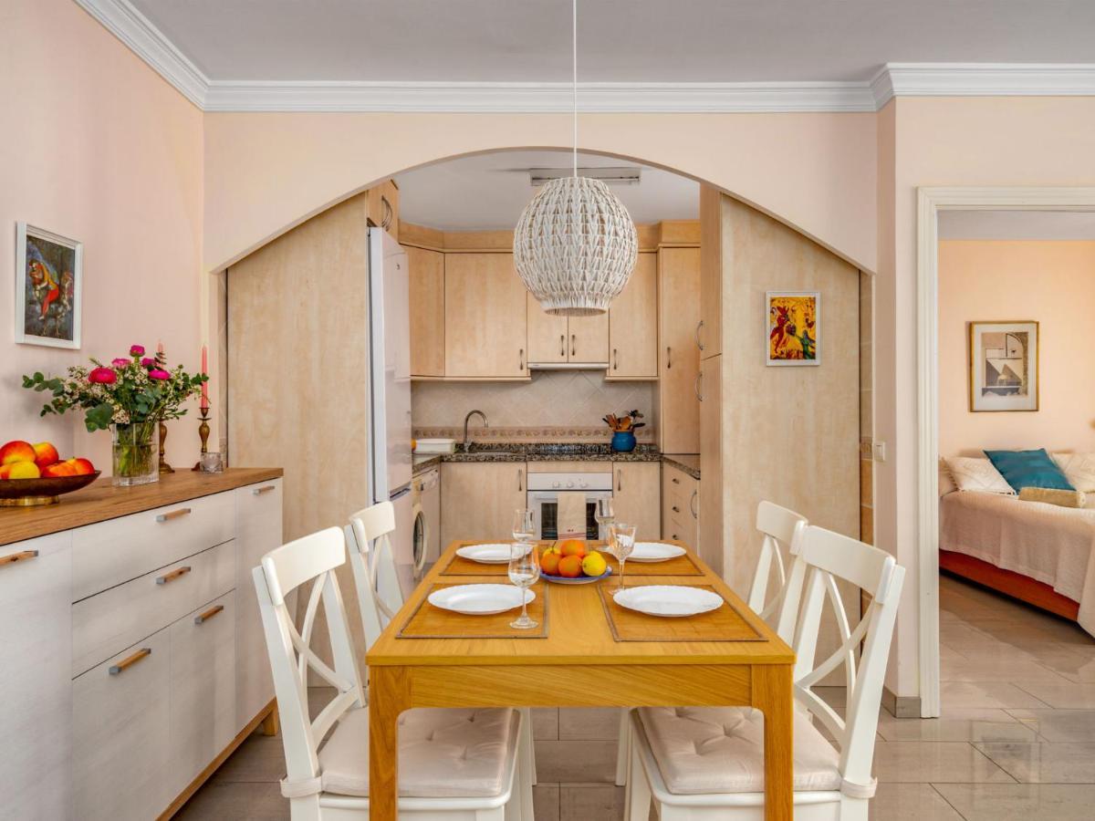 Apartment Caracas De By Interhome