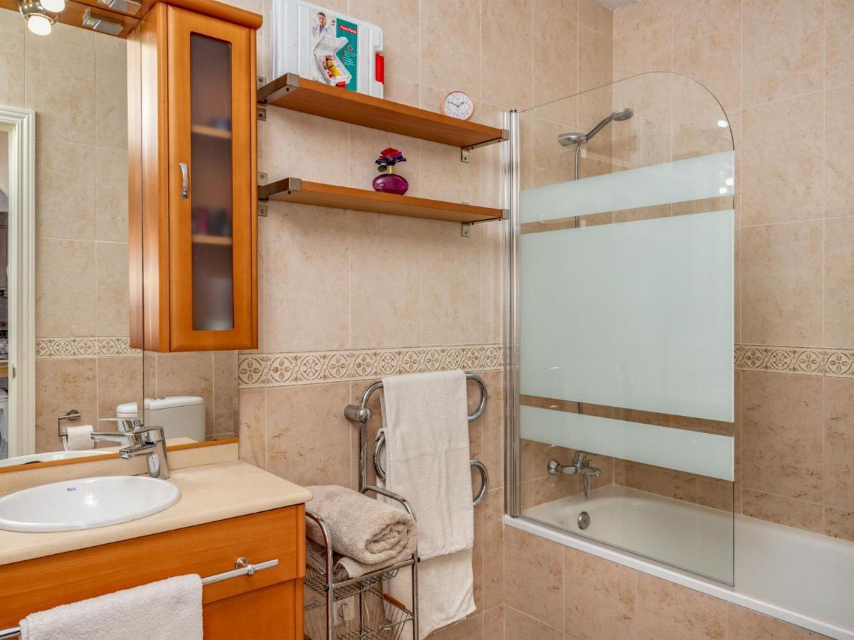 Caracas De By Interhome Apartment